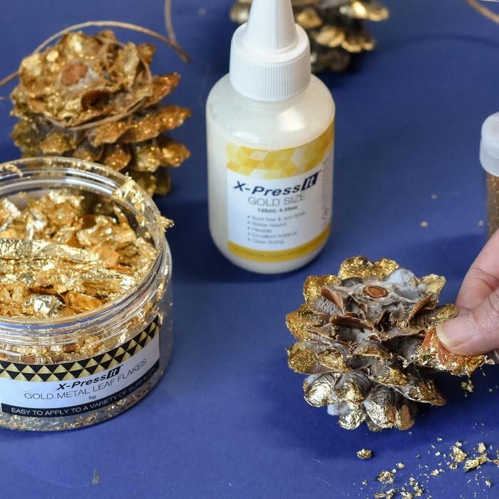 Golden Pine Cone Christmas Garland