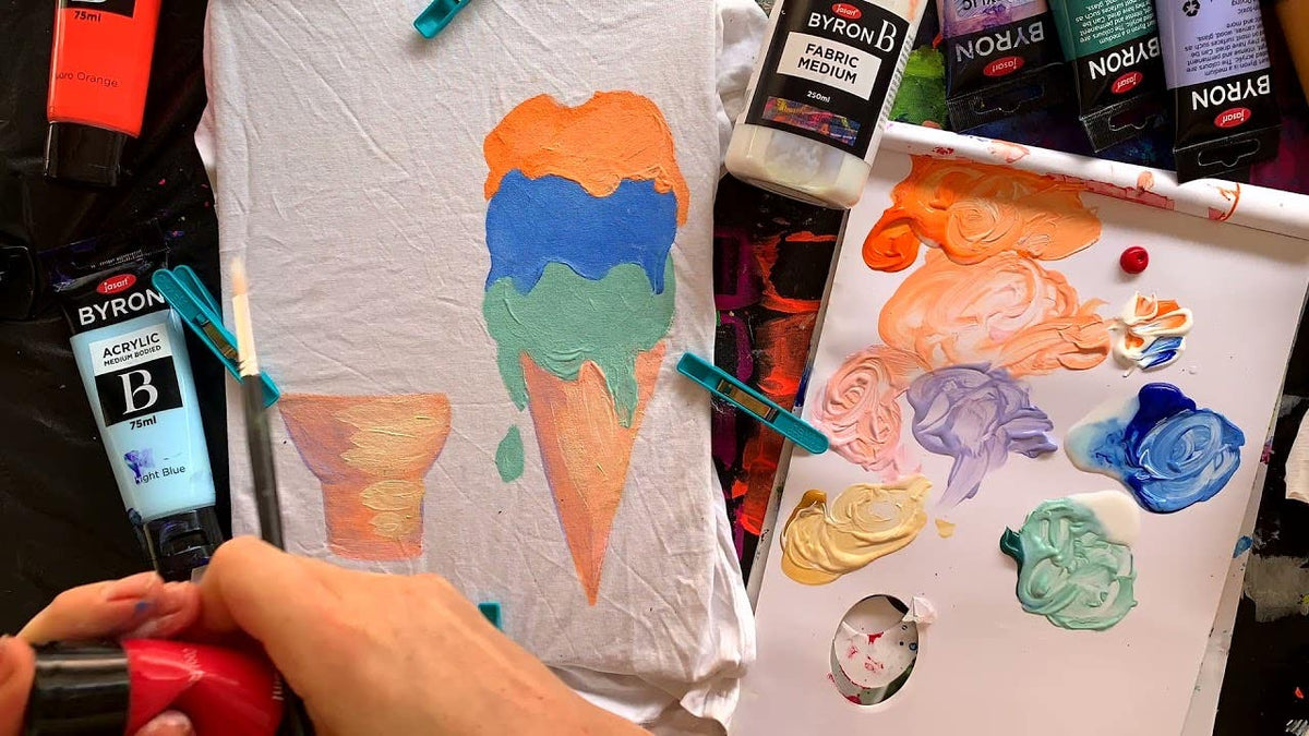 T-Shirt Painting Tutorial with Jasart Byron Fabric Medium & Paints