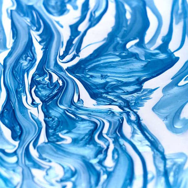 Liquitex Iridescent Pouring Medium 473ml