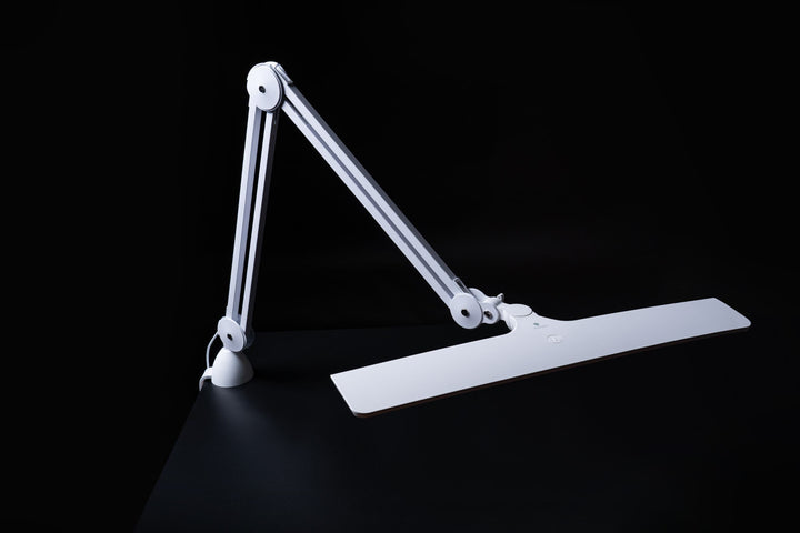 Daylight Lumi Task Lamp
