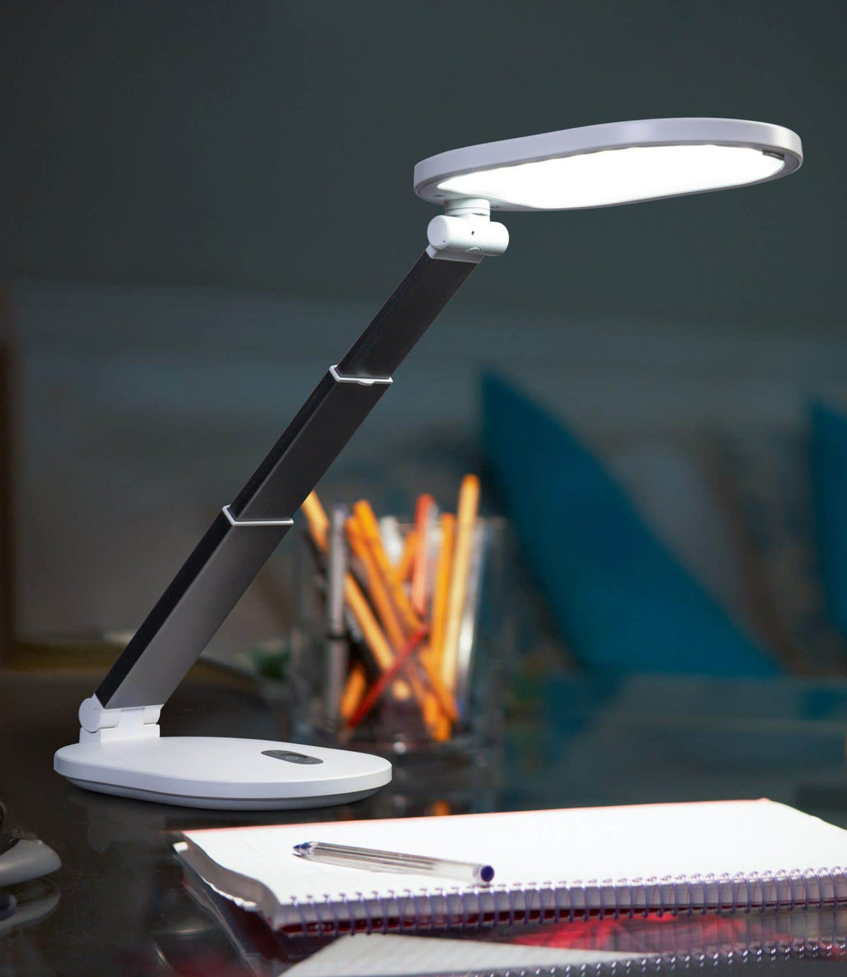 Daylight Foldi Go Rechargeable Table Lamp