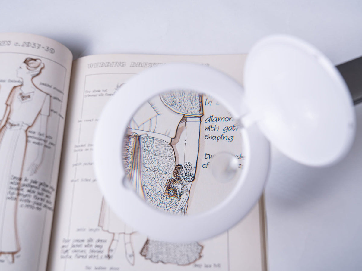 Daylight Halo Go 2 Magnifier Lamp