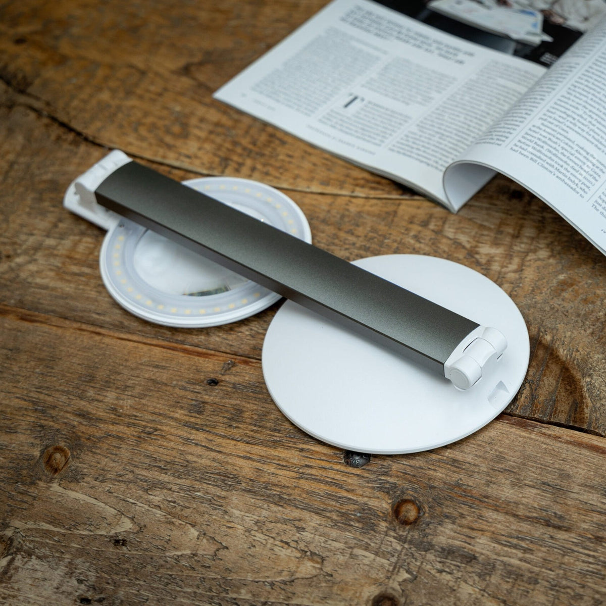 Daylight Halo Go 2 Magnifier Lamp