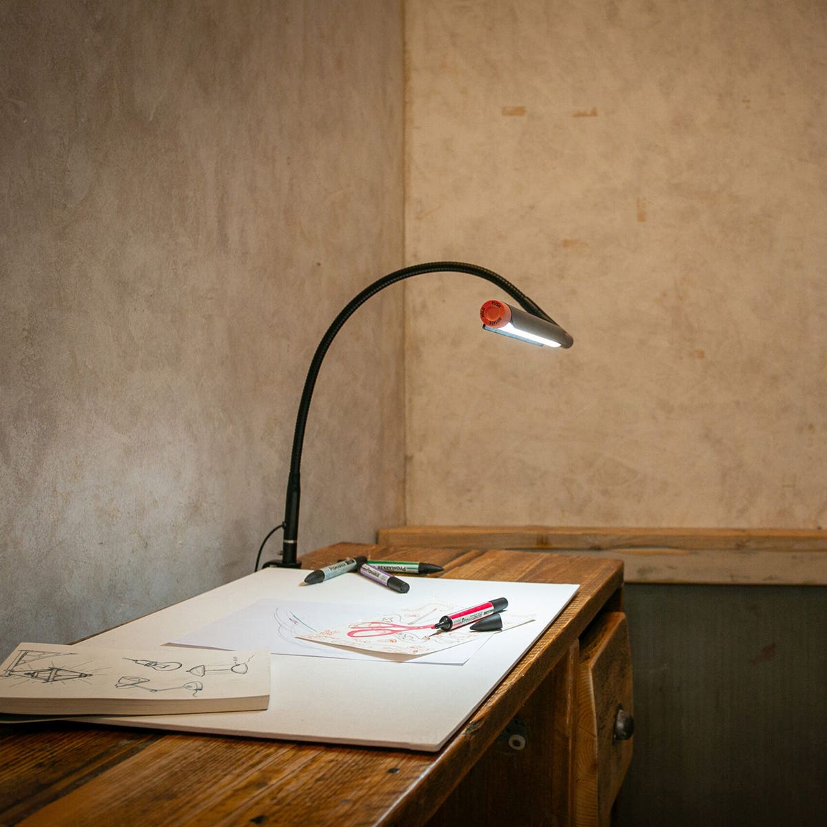 Daylight Techne 2 Artist & Drafting Lamp