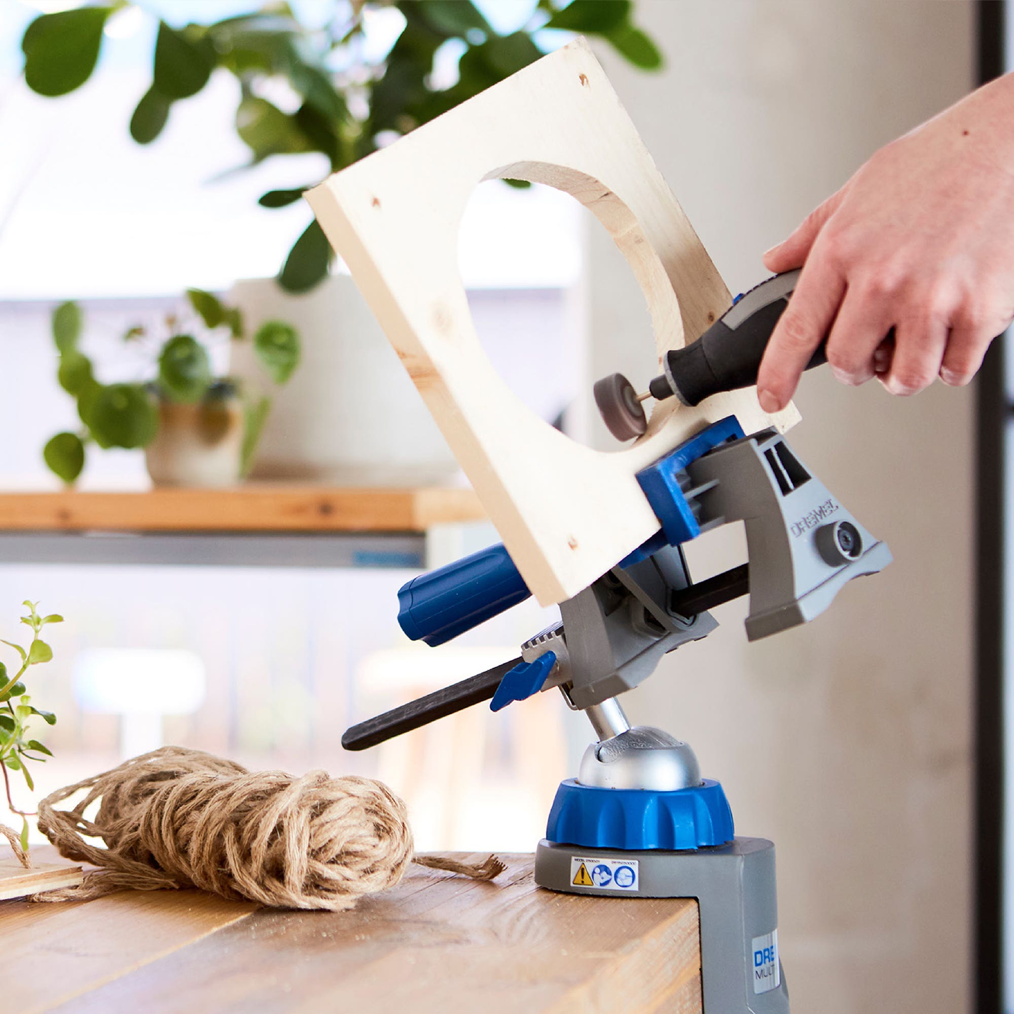 Dremel Multi-Vise Attachment (2500)