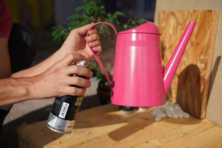 MTN PRO Acrylic Varnish Spray