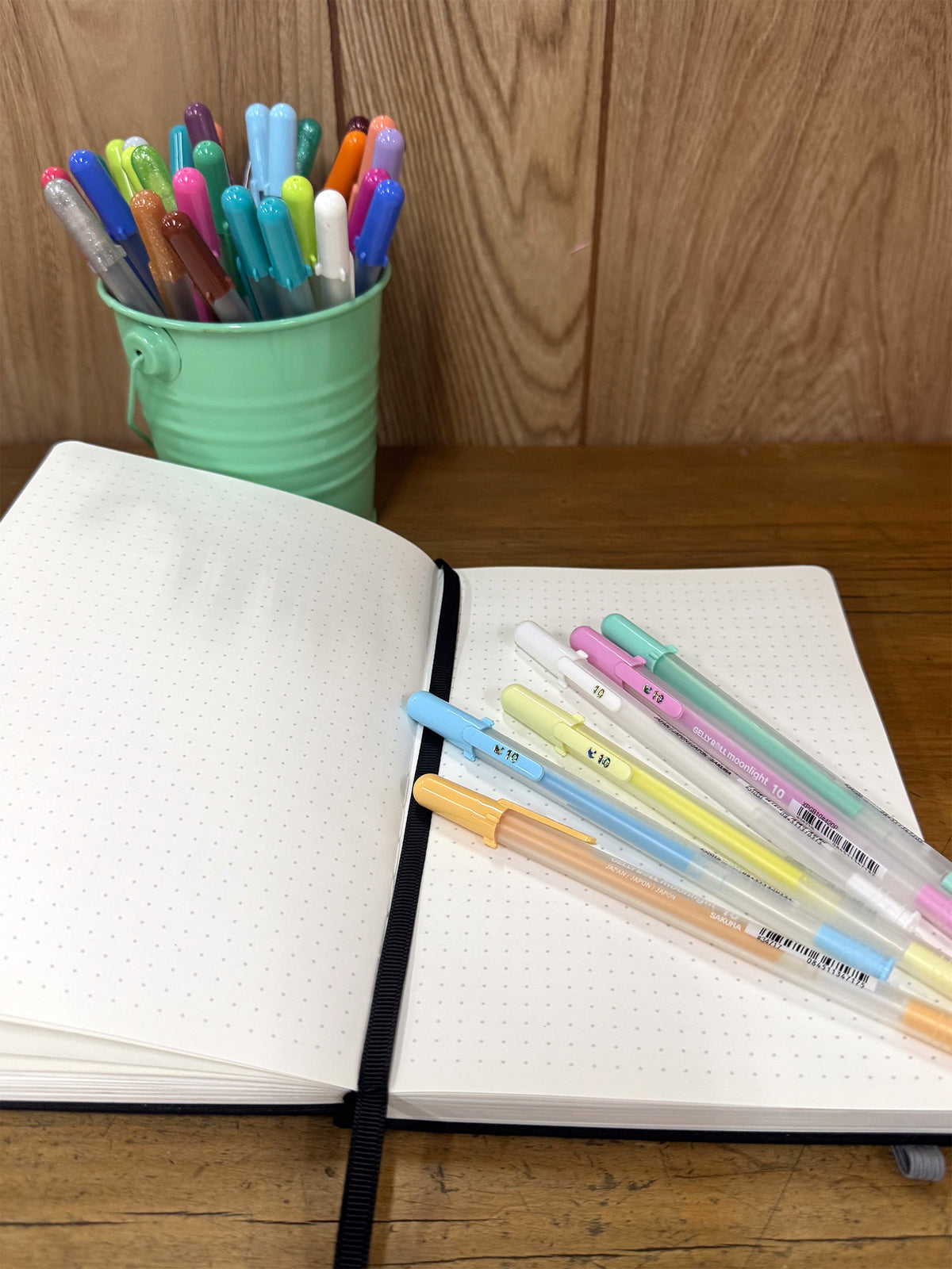 Sakura Gelly Roll Moonlight Pen Set 6 Pastel