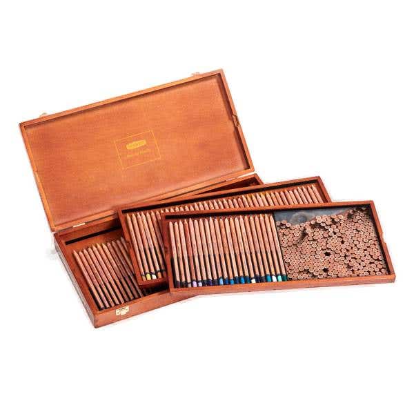 Derwent Lightfast Wooden Box Set of 100