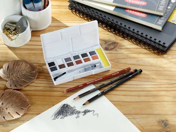 Derwent Shade and Tone Mixed Media Set